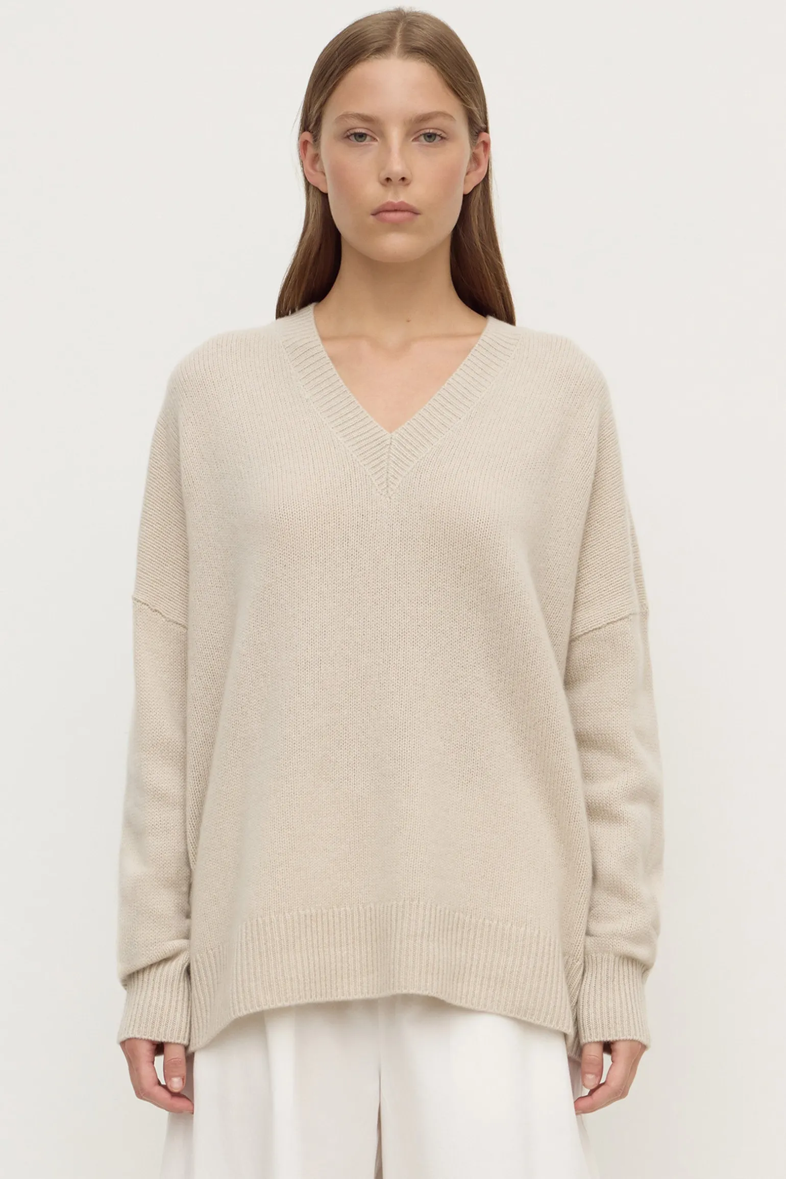 Alora Cashmere V Neck Knit