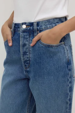 High Rise Straight Jean