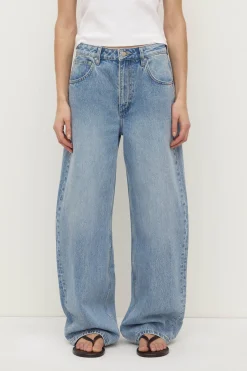 Low Curve Mid Rise Jean