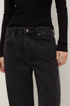 Low Curve Mid Rise Jean