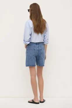 Mid Rise Vintage Denim Short